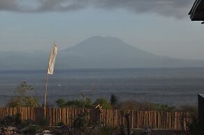 Bataran Garden Cottage