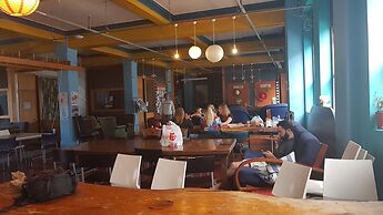 Wild Zebra Backpackers