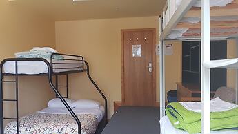 Wild Zebra Backpackers