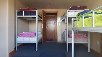 Wild Zebra Backpackers