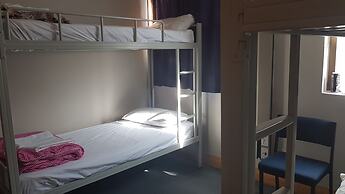 Wild Zebra Backpackers