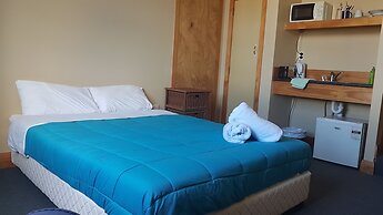 Wild Zebra Backpackers