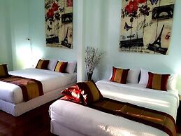 Maliwan Holiday Home