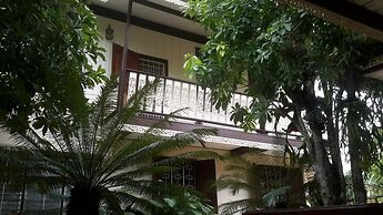 Maliwan Holiday Home