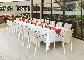Tamarind Tree Hotel