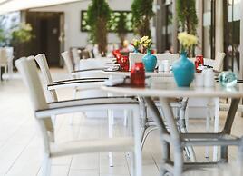 Tamarind Tree Hotel