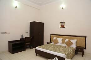 Gulmohar Sariska Resort