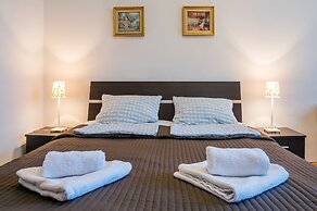 Blaha Apartment with Nice View