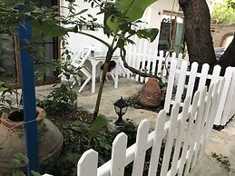 Iyon Pansiyon