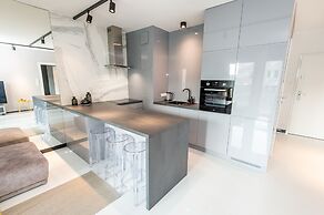 SUPER-APARTAMENTY International Fair