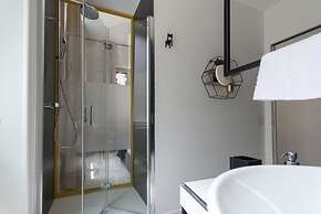 Bea Suites Luxury Rooms