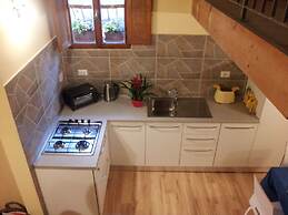 Monna Lisa Apartment