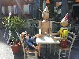 Monna Lisa Apartment