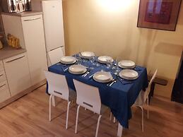 Monna Lisa Apartment