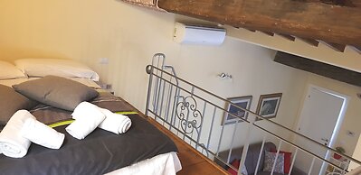 Monna Lisa Apartment