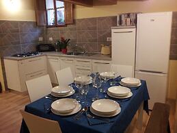 Monna Lisa Apartment