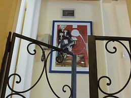 Monna Lisa Apartment