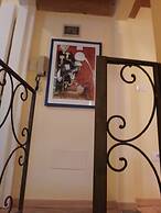 Monna Lisa Apartment