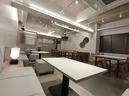 White Hostel shinsaibashi