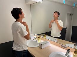 White Hostel shinsaibashi