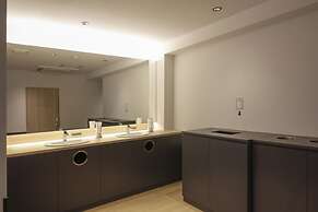 White Hostel shinsaibashi