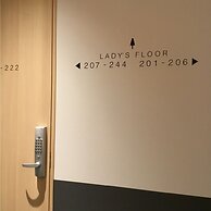 White Hostel shinsaibashi