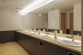 White Hostel shinsaibashi