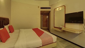 Padmam Hotel