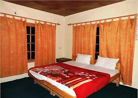 TIH A O Guest House & Home stay