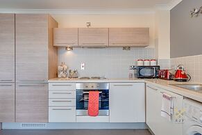 Mica Point City Centre Apartment