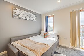 Mica Point City Centre Apartment