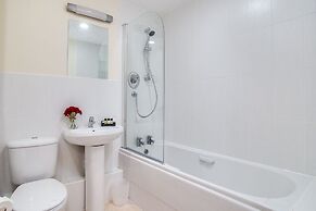 Mica Point City Centre Apartment