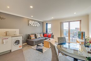 Mica Point City Centre Apartment