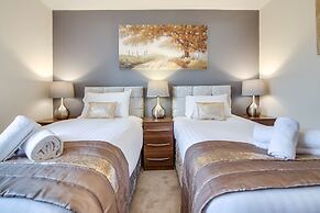 Mica Point City Centre Apartment