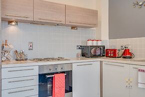 Mica Point City Centre Apartment