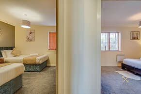 Mica Point City Centre Apartment