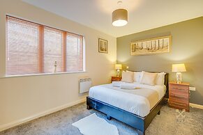 Mica Point City Centre Apartment