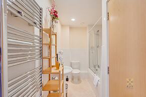 Mica Point City Centre Apartment