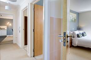 Mica Point City Centre Apartment