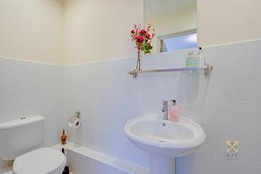 Mica Point City Centre Apartment