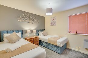 Mica Point City Centre Apartment