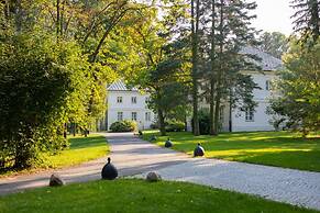 Palac Mala Wies
