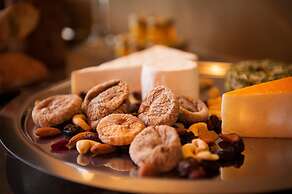 B&B The Butcher's Wife