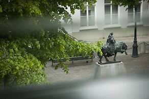 B&B The Butcher's Wife