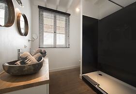 B&B The Butcher's Wife