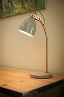 B&B The Butcher's Wife