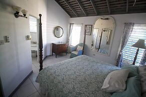 Yellow Canary Beach Villa