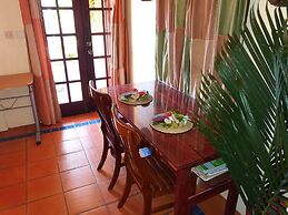 Reef View Pavilion Villas and Condos