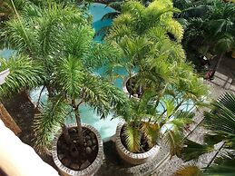 Reef View Pavilion Villas and Condos