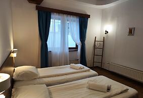 Pension Buon Gusto Sibiu - motorcycle friendly